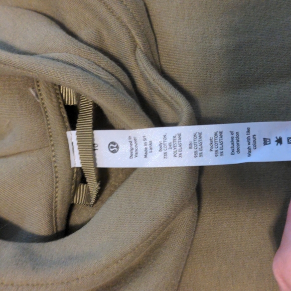 NWT Lululemon Loungeful Hoodie (10) - Picture 6 of 7